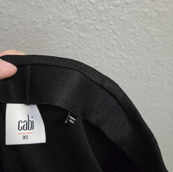 Cabi Faux Leather Black Ruffle Skirt Size XS - Picture 7 of 11